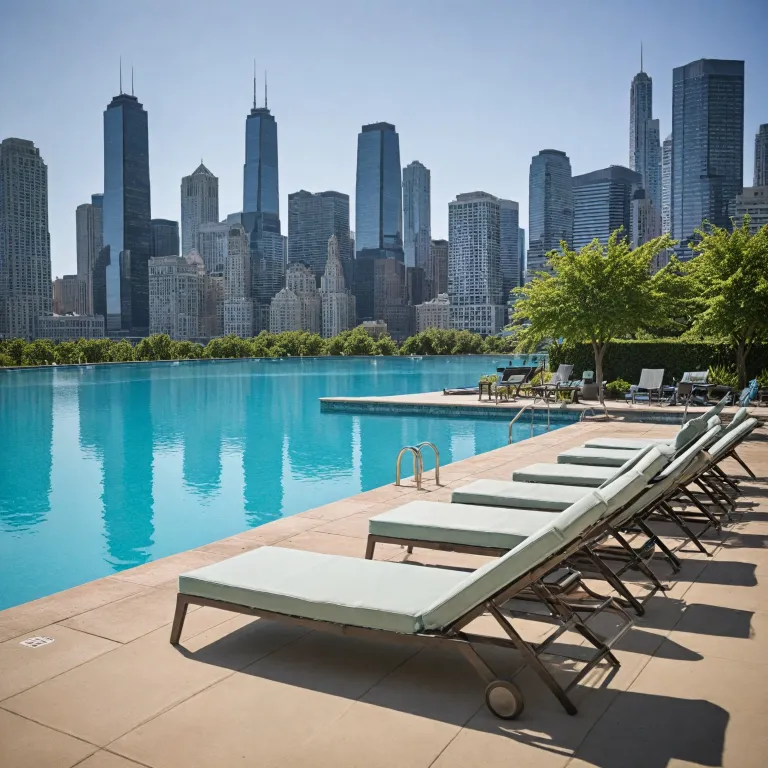 A guide to the best hotel pools in Chicago for luxury stays