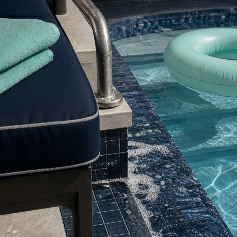 Elegant family resorts in Phoenix, Arizona for a refined poolside escape